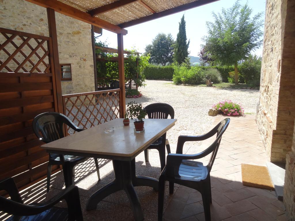 Borgo Il Villino Guest House Casole d'Elsa Ruang foto
