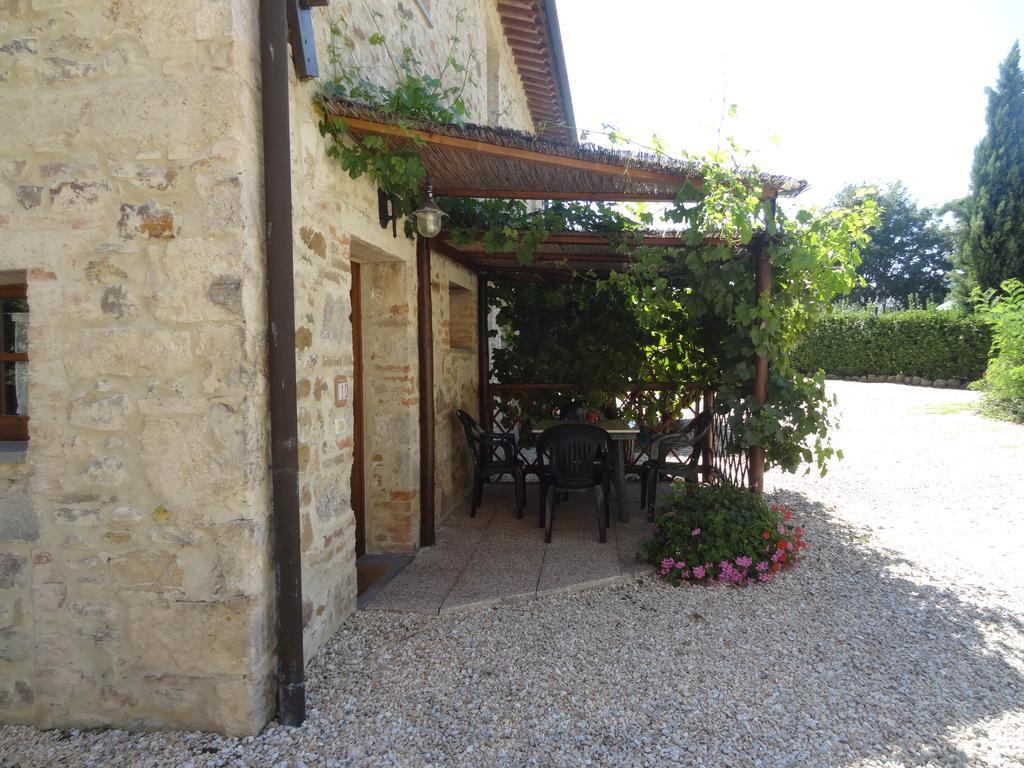 Borgo Il Villino Guest House Casole d'Elsa Ruang foto