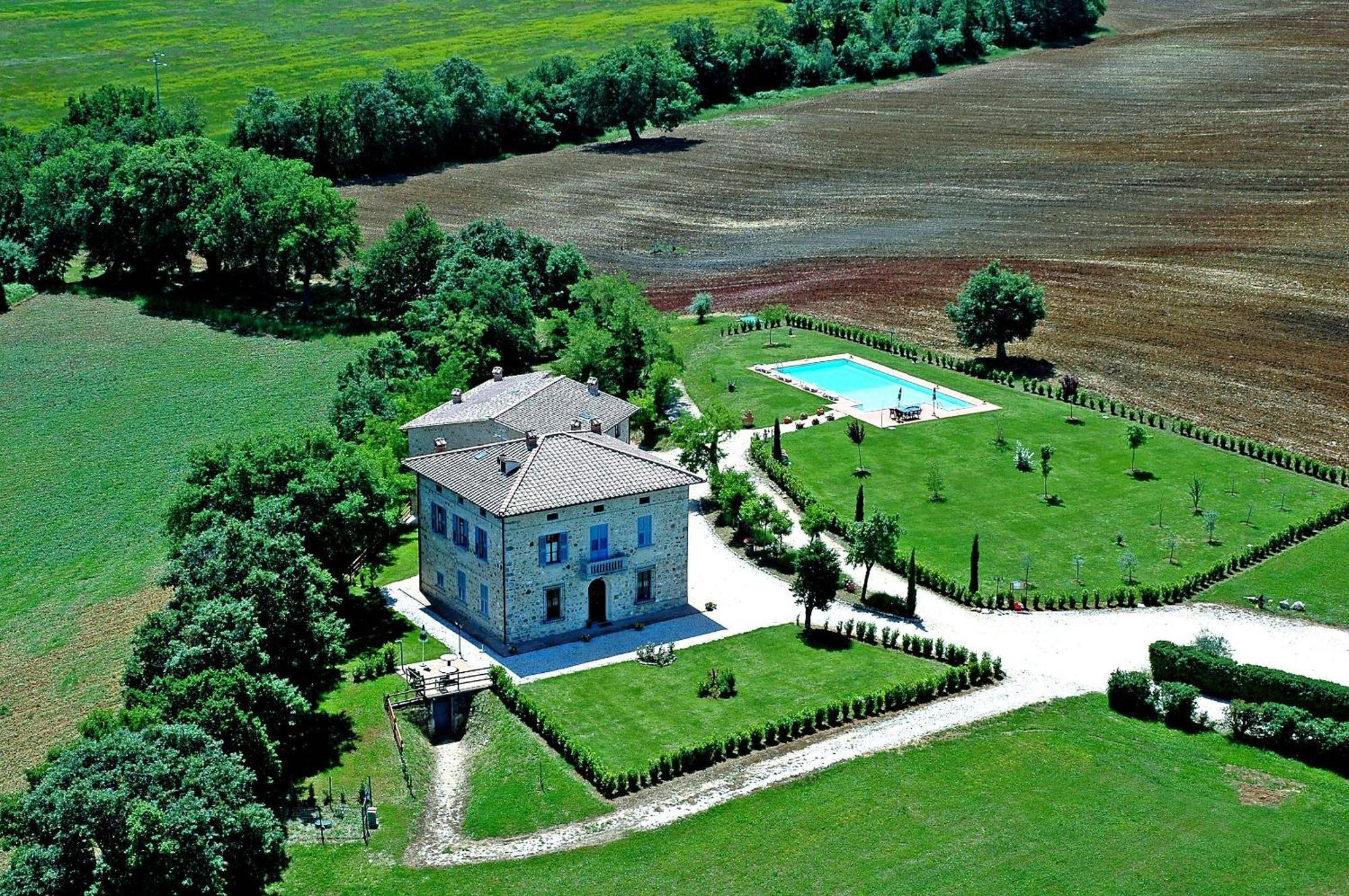 Borgo Il Villino Guest House Casole d'Elsa Bagian luar foto