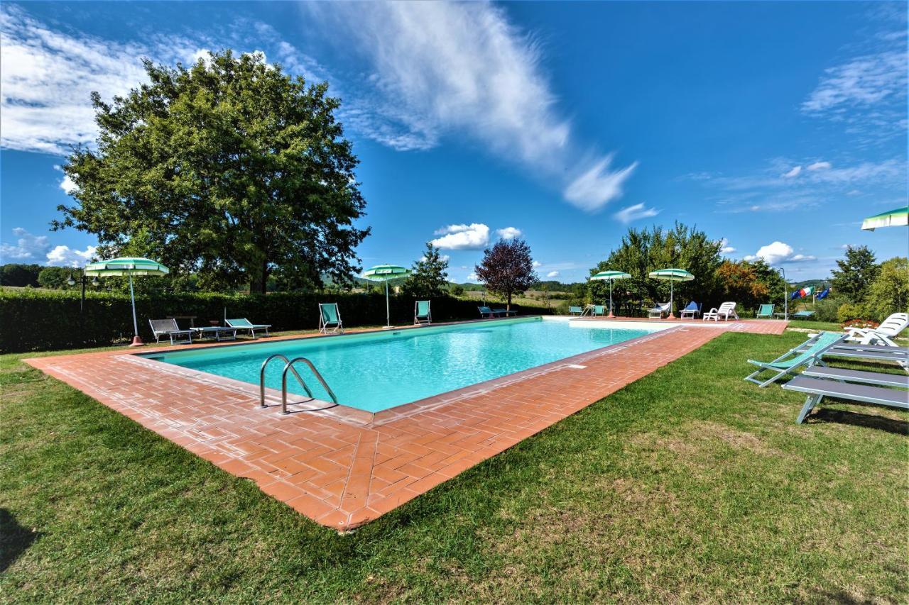 Borgo Il Villino Guest House Casole d'Elsa Bagian luar foto