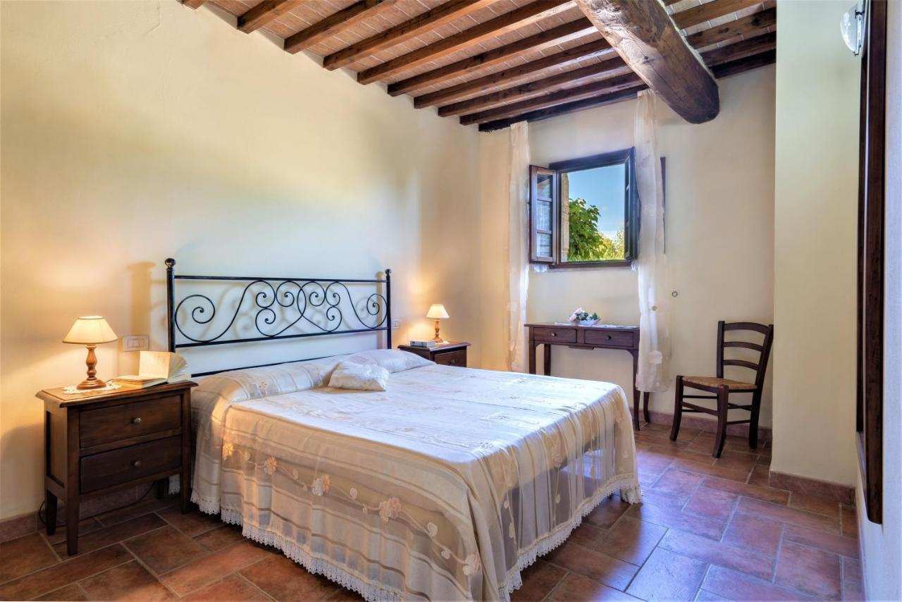 Borgo Il Villino Guest House Casole d'Elsa Bagian luar foto