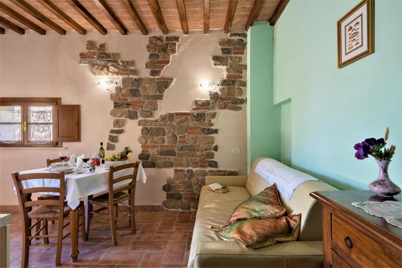 Borgo Il Villino Guest House Casole d'Elsa Bagian luar foto