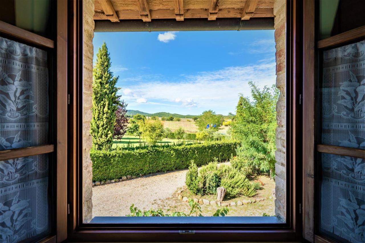 Borgo Il Villino Guest House Casole d'Elsa Bagian luar foto