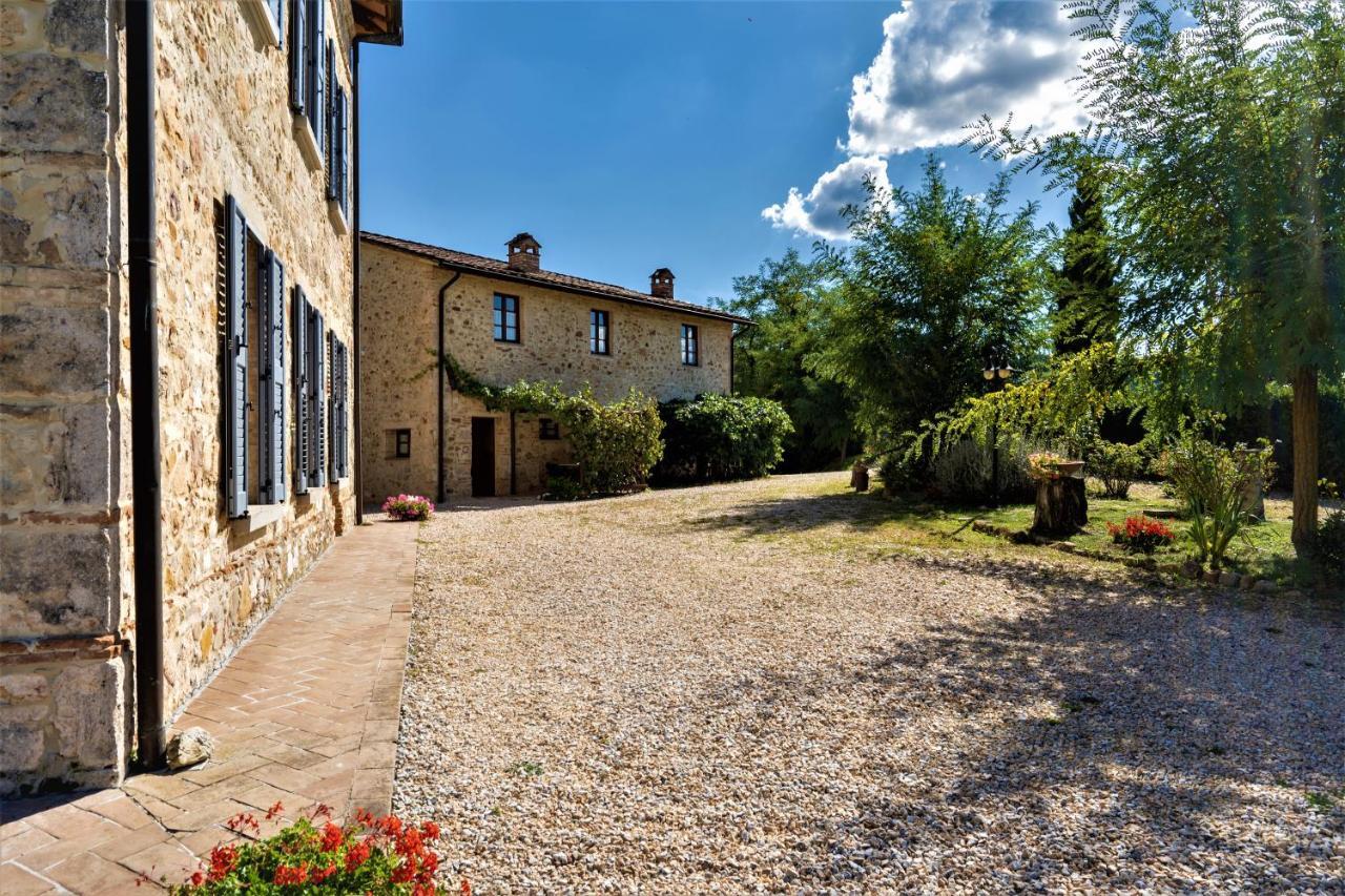 Borgo Il Villino Guest House Casole d'Elsa Bagian luar foto