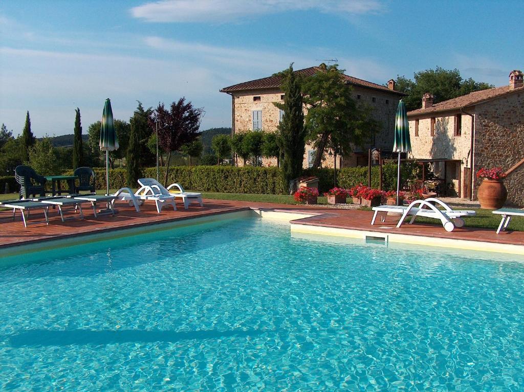 Borgo Il Villino Guest House Casole d'Elsa Bagian luar foto